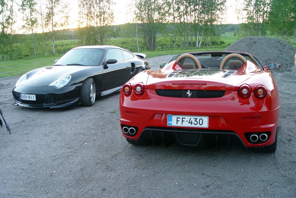 Porschekeula_F430pera.jpg